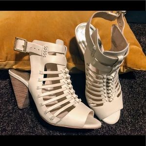 Vince Camuto 7.5 White leather wedge heels